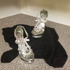 Glamorous, Bling Heels